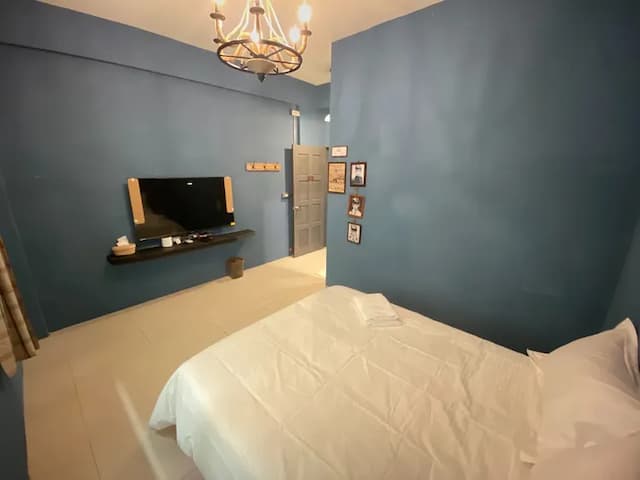 l墾丁包棟民宿lantique恆春古城工業風四臥室10人包棟IG I電動麻將l k歌l烤肉l德州撲克桌遊I步行車站三分鐘2025新開幕lline Id Kenting-timehouse-Two-bedroom 8~10 people private building-14