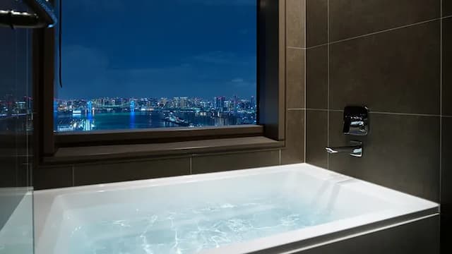 三井花園飯店 豐洲普米爾|大眾浴場/豐洲站步行2分/方便至豐洲市場&千客萬來-豪華角落雙床房 — 附景觀浴缸|可帶不佔床兒童(0-5歲) 3位【不挑房】-6