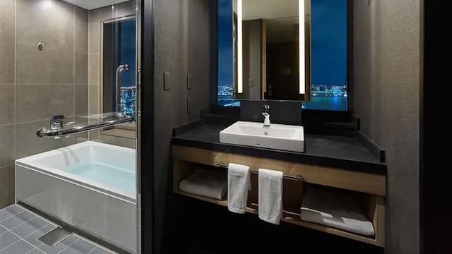 三井花園飯店 豐洲普米爾|大眾浴場/豐洲站步行2分/方便至豐洲市場&千客萬來-行政角落特大雙人床房-附景觀浴缸|可帶不佔床兒童(0-5歲) 1位【不挑房】-5