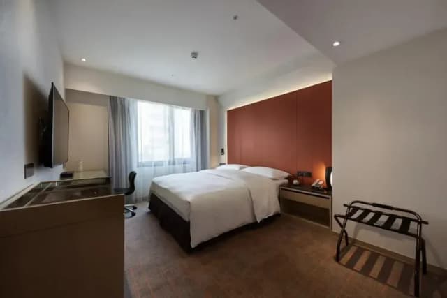 【高鐵假期】 台北柯達大飯店林森館2日自由行|近中山站、中山商圈-【搭高鐵.送住宿】- 商務客房(6坪-1大床-含早)-1