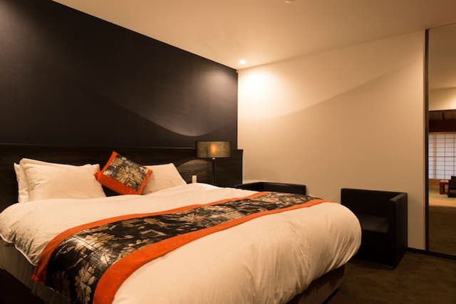 【白梅】ベッドルーム