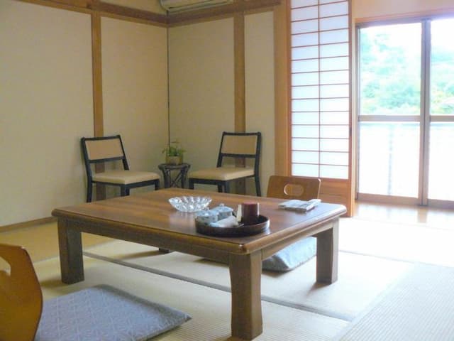 Ryokan Yamashiroya-Main building Japanese style room 8 tatami mats (2 meals per night)-2