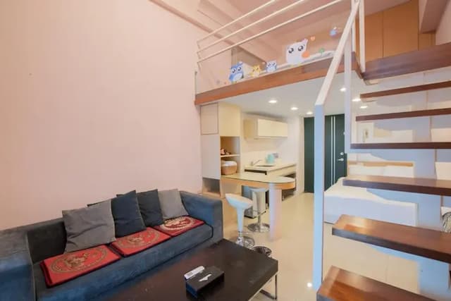 景觀樓中樓四人房