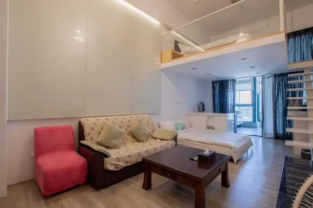 景觀樓中樓四人房