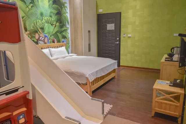 親子四人房(叢林)