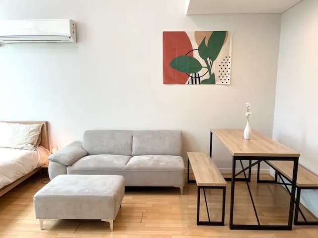 Hongdae station loft apartment-loft-1