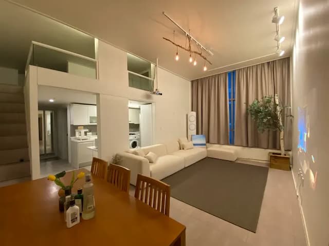 Clean & comfortable accommodation in Seomyeon Station in the center of Busan[MRT 5mins, 99m2)-Clean and comfortable accommodation located in Seomyeon Station in the center of Busan[MRT 5mins, 99m2)-15