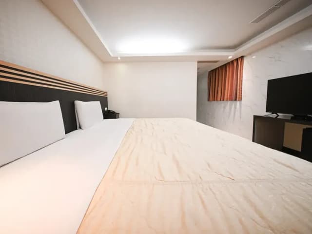 Guide Hotel Taoyuan Fuxing-Classic Double or Twin Room-3