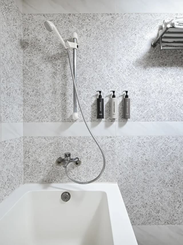 Guide Hotel Taoyuan Fuxing-Deluxe Quadruple Room-10