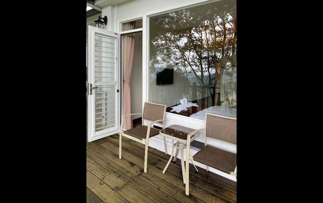 Sun Sweet House-Family Room with Balcony-9