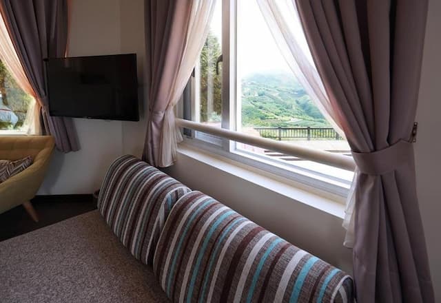 Sun Sweet House-Deluxe Quadruple Room-5