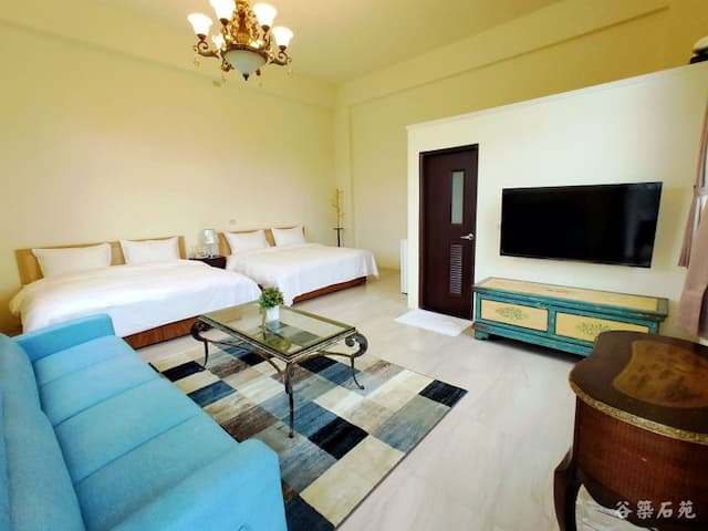 GuZhu ShiYuan-Quadruple Room with View-2