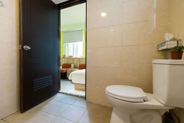 YI-JING B&B-Quadruple Room-9