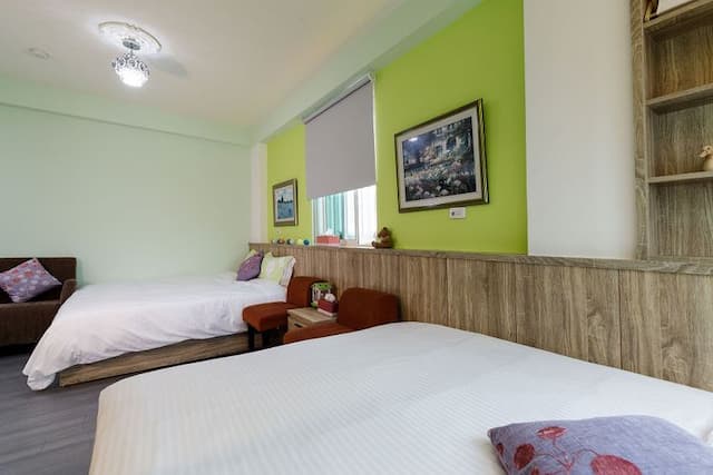 YI-JING B&B-Quadruple Room-4