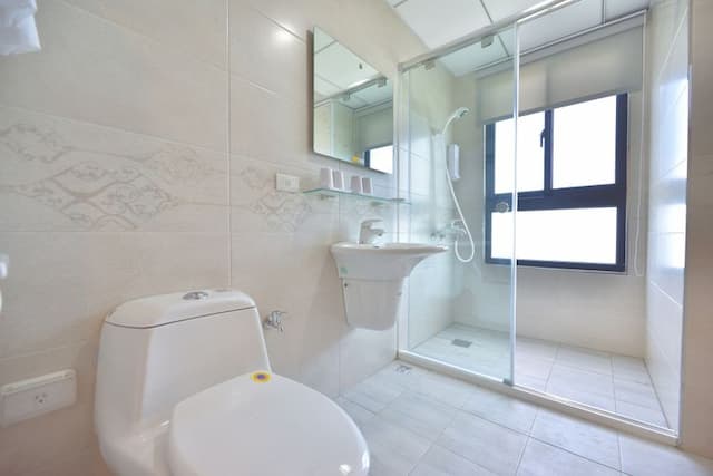 Dream-Modern Green Quadruple Room 202-6