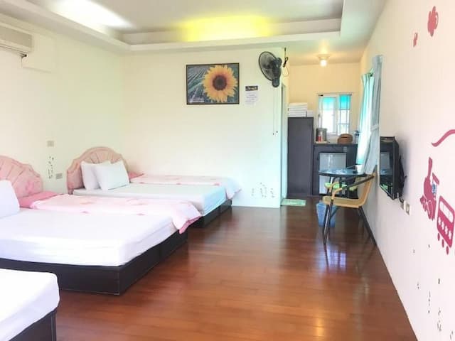 Chin Shan B&B-Family Suite-4