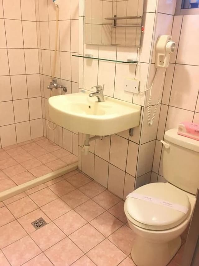 Chin Shan B&B-Quadruple Room-6