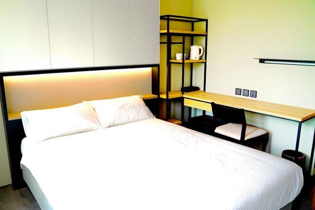 코민 플레이스-Standard Double Room-4