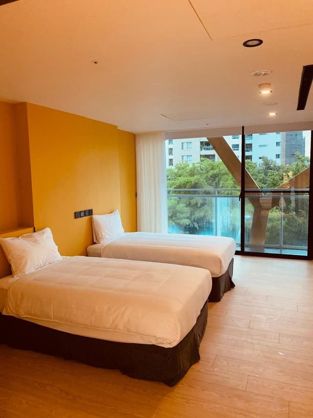 코민 플레이스-Standard Twin Room-3