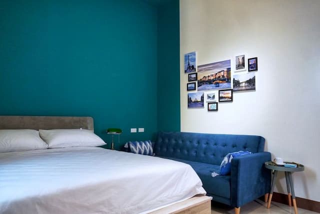 RUN aWAY guesthouse-201 CDG Double Room-3