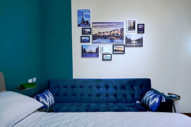 RUN aWAY guesthouse-201 CDG Double Room-4