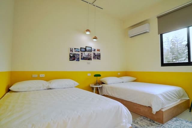 RUN aWAY guesthouse-202 LIS Family Room-3