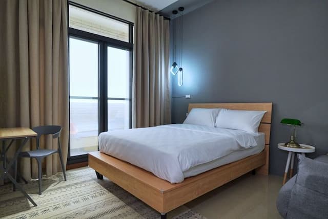 RUN aWAY guesthouse-301 JFK Double Room-2