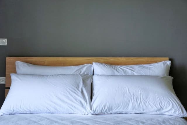 RUN aWAY guesthouse-301 JFK Double Room-1