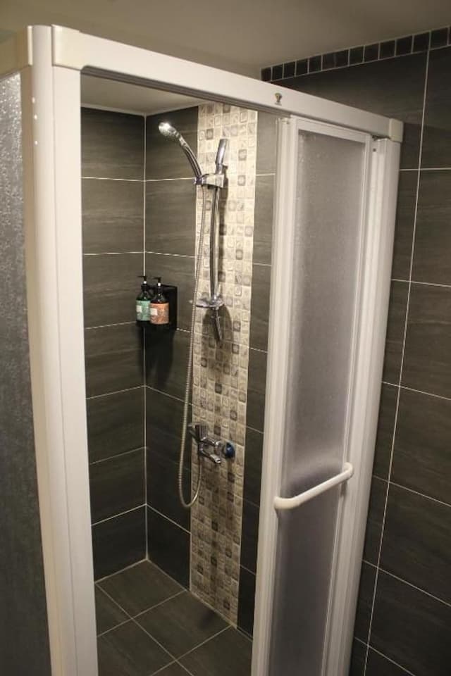 Yesing Hotel-Standard Double Room without Window-3