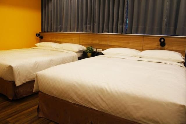 Yesing Hotel-舒適四人房-2