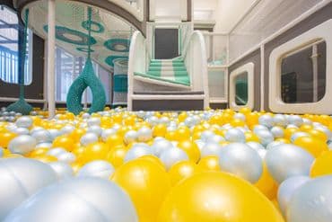 挪威森林文創館|超大溜滑梯、孩童滑步車道-3