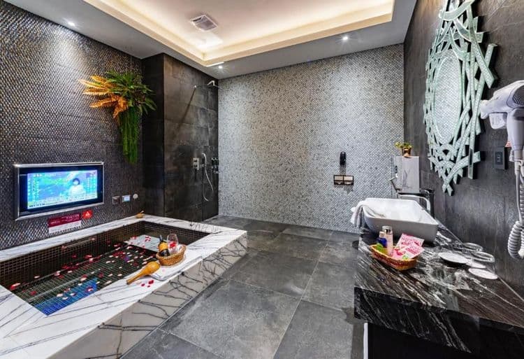 挪威森林文創館|超大溜滑梯、孩童滑步車道-14