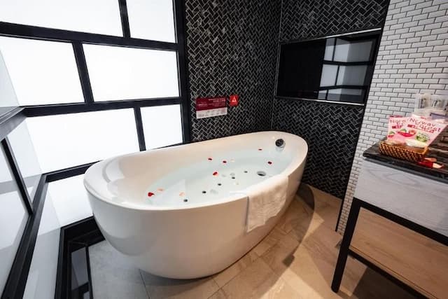 挪威森林文創館|超大溜滑梯、孩童滑步車道-文創景觀商務房-3