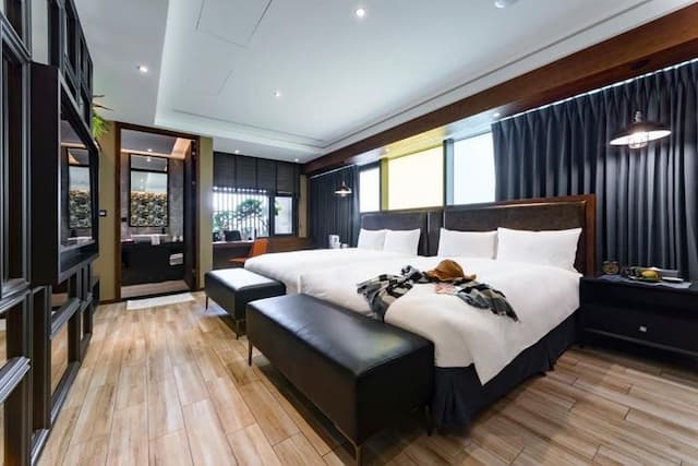 挪威森林文創館|超大溜滑梯、孩童滑步車道-文創親子家庭房(18:00後可入住)-6