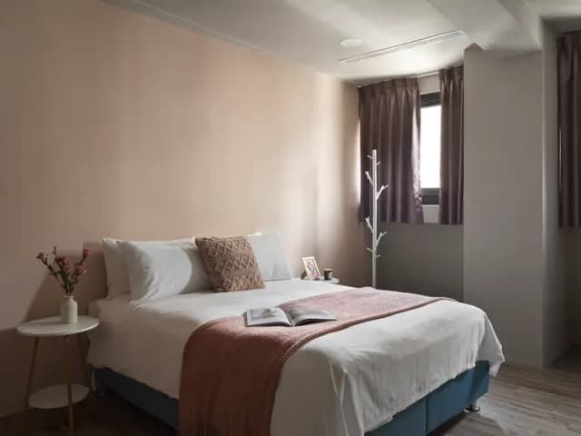 曼特先生|近台中火車站、可選購寵物友善房型、文青質感旅店-標準雙人房–不含早餐-4